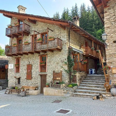 Albergo Diffuso La Marmu Osteria Della Croce Bianca 마르모라 외부 사진