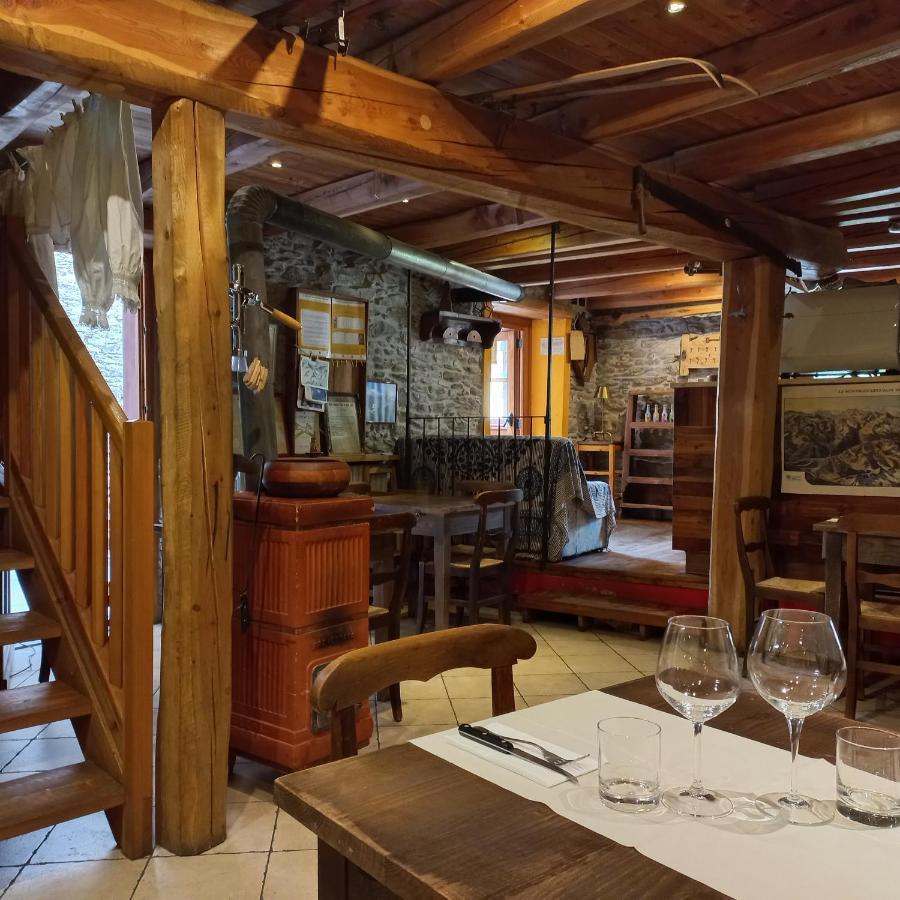 Albergo Diffuso La Marmu Osteria Della Croce Bianca 마르모라 외부 사진