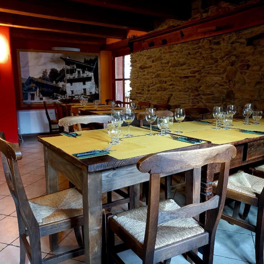 Albergo Diffuso La Marmu Osteria Della Croce Bianca 마르모라 외부 사진