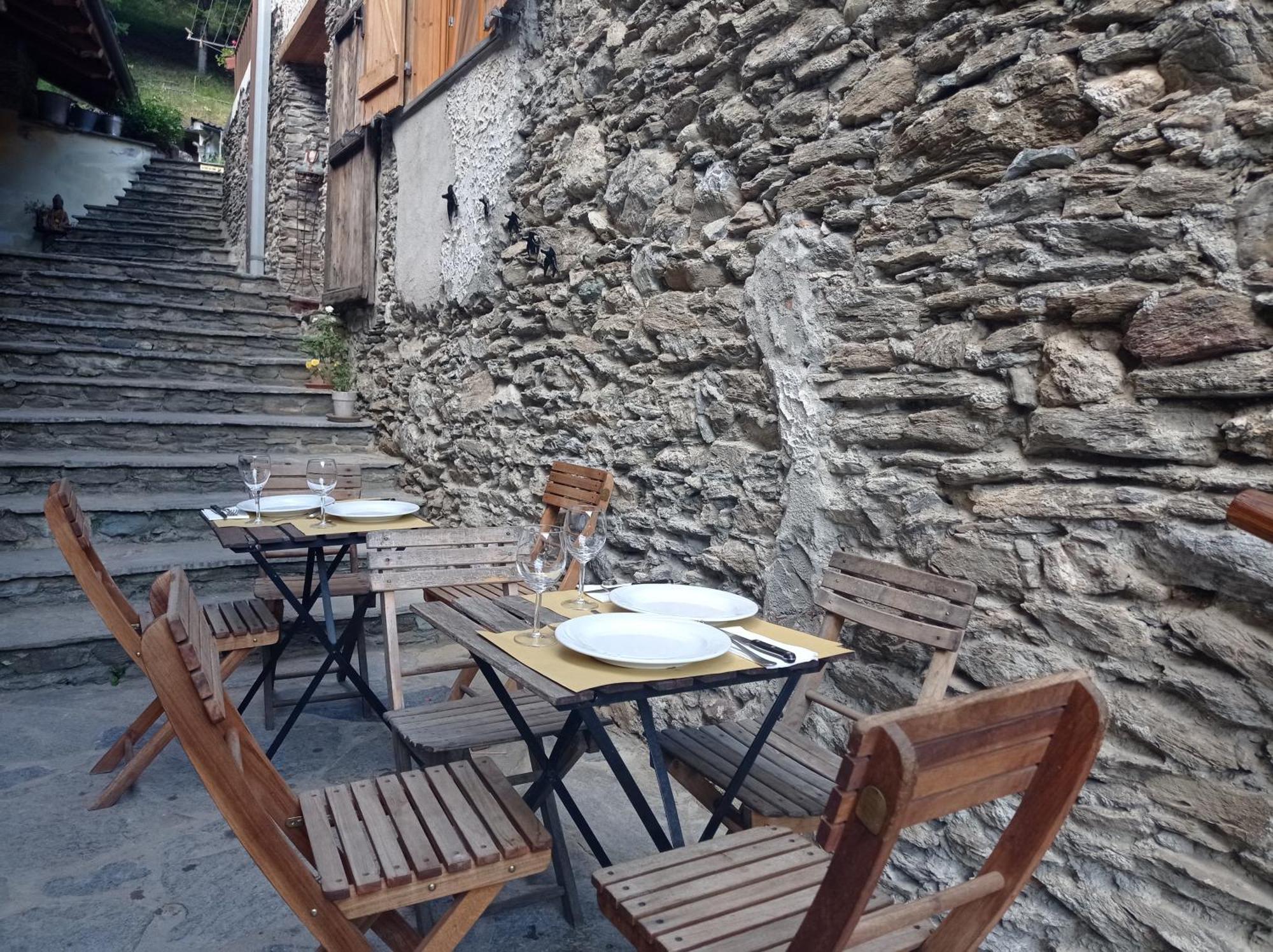 Albergo Diffuso La Marmu Osteria Della Croce Bianca 마르모라 외부 사진